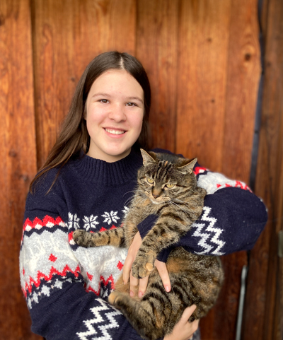 Margarida Miguel Pereira mit ihrer Katze Xila